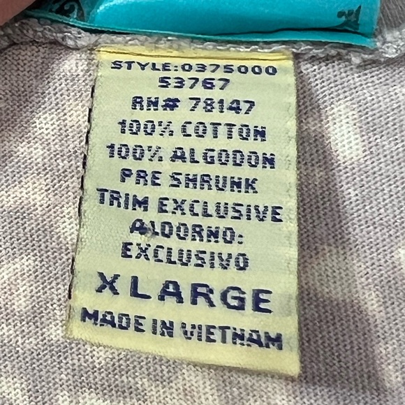 Cowgirl Hardware Women’s XL Long Sleeve Rhinestone Revolver Graphic Shirt - Picture 4 of 5